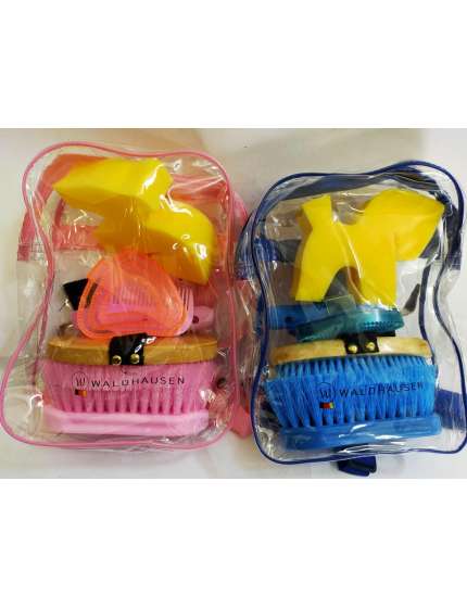 KIT PULIZIA PER PONY COMPLETO DI ATTREZZI