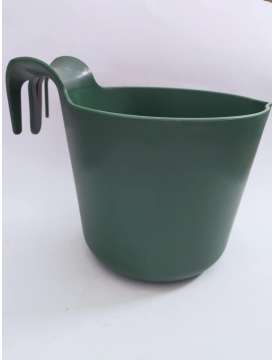 MANGIATOIA IN PLASTICA CON GANCI-16098