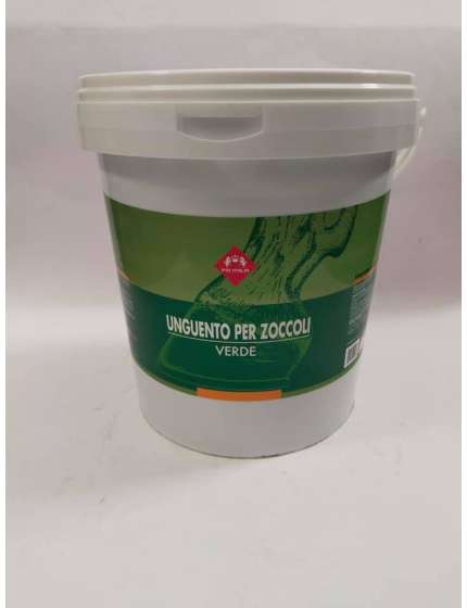 GRASSO ZOCCOLI PER CAVALLI