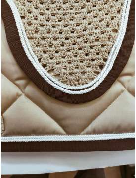 SOTTOSELLA CON CUFFIA BEIGE BORDO MARRONE-18639