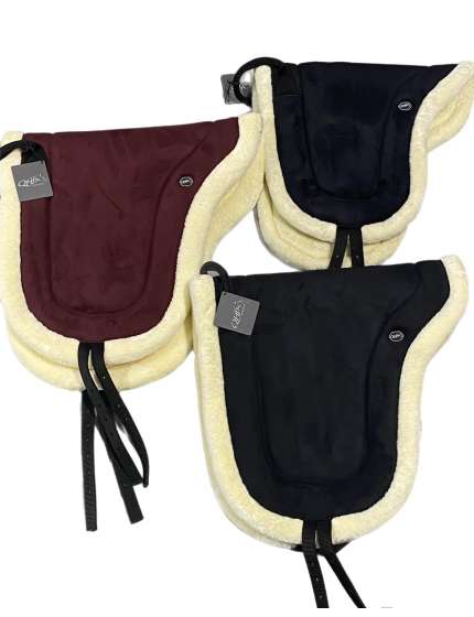 BAREBACK IMBOTTITO CON PELLICCIA