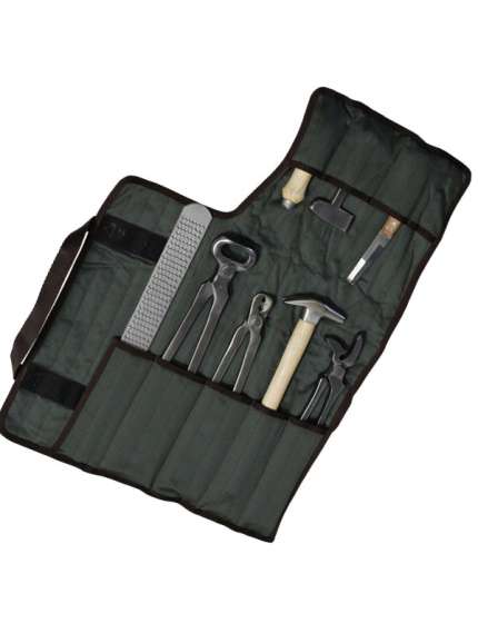 KIT MASCALCIA COMPLETO DELL'OCCORRENTE PER FERRARE UN CAVALLO